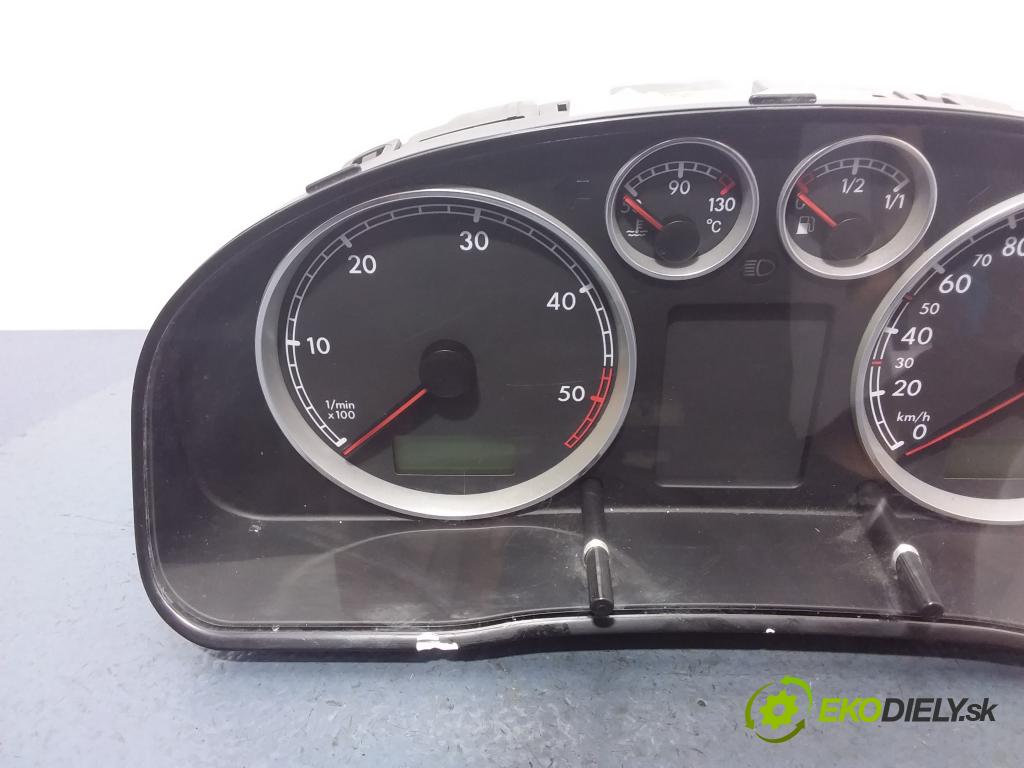 Volkswagen Passat 2001 prístrojovka/ budíky 3B0920806A