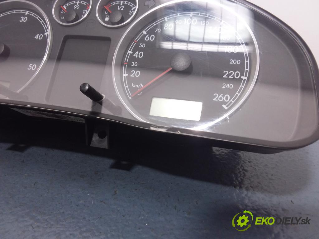 Volkswagen Passat 2001 prístrojovka/ budíky 3B0920806A