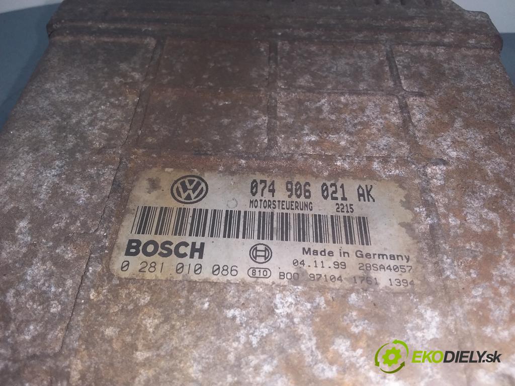 Vw Lt 28 2002 riadiaca jednotka Motor: 074906021AK