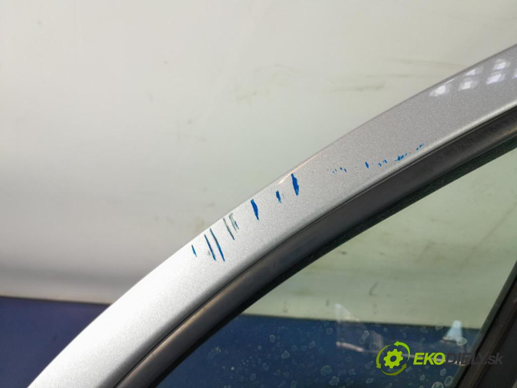 Citroen C3 picasso 2003 dveře před Vlevo, odjet: 