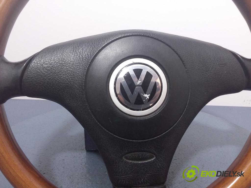 Volkswagen Bora 1999 volant 3B0419091AD
