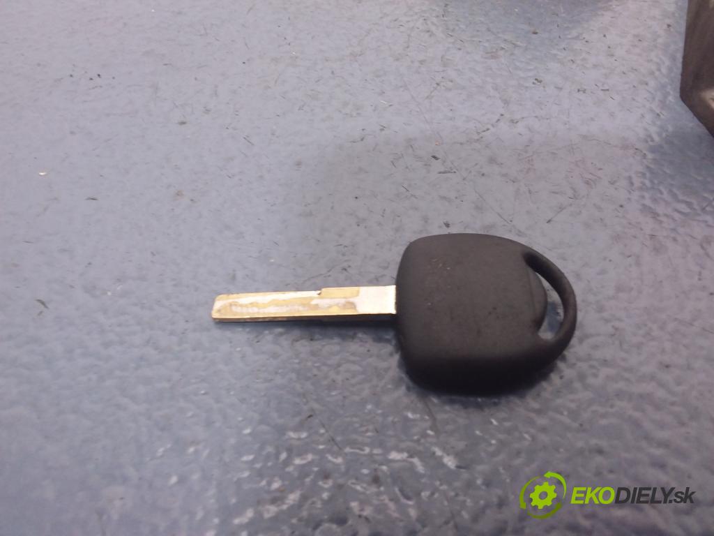Opel Meriva 2005 řídící jednotka Motor: 01