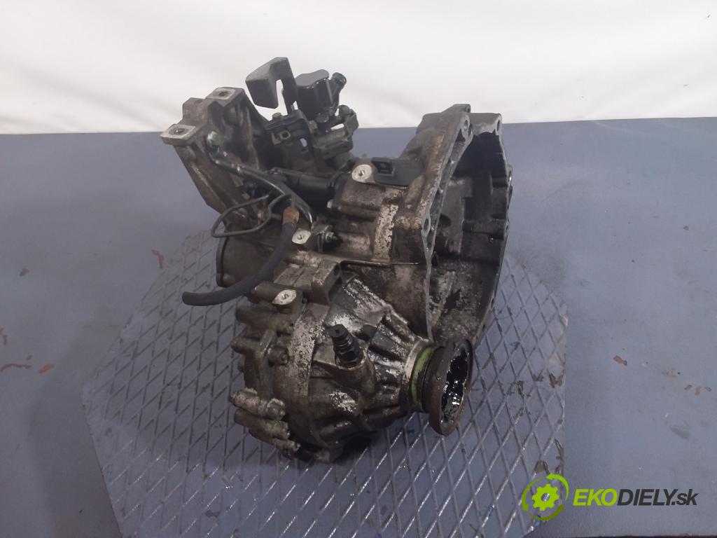 Vw 70x0b 1999 prevodovka Manualna DZQ