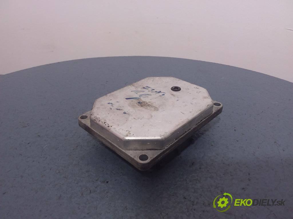 Fiat Stilo 2003 řídící jednotka Motor: 55186425