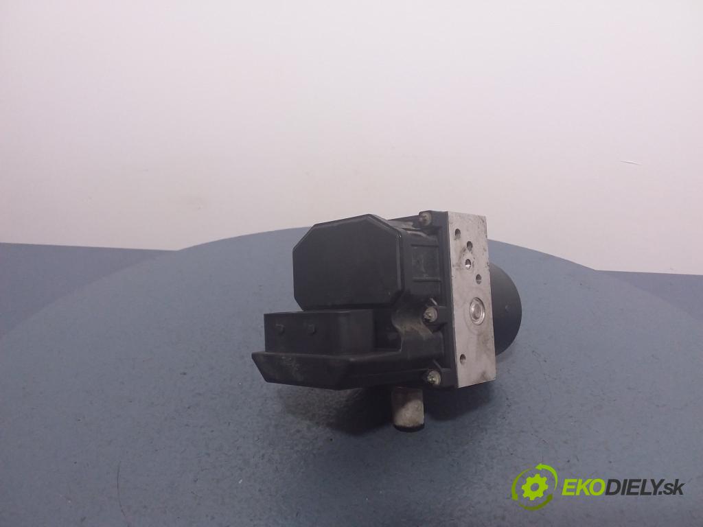 Skoda Fabia 2004 čerpadlo ABS x 6Q0614117E