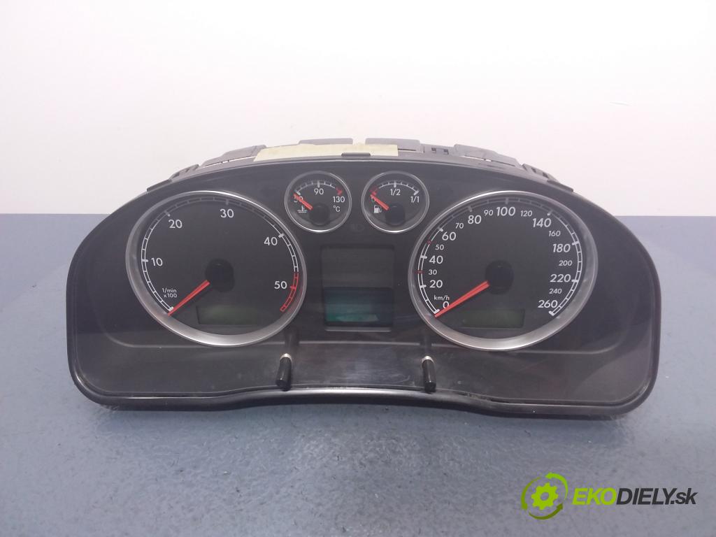 Volkswagen Passat 2001 prístrojovka/ budíky 3B0920825A