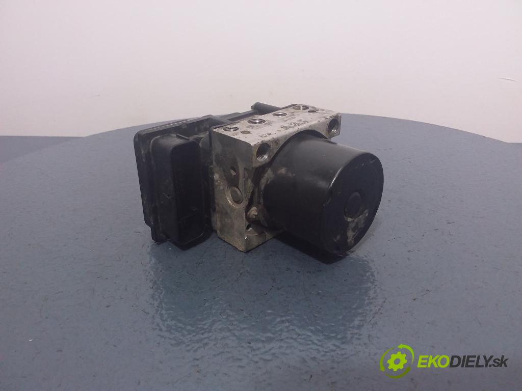 Skoda Fabia 2004 čerpadlo ABS x 6Q0907379AA