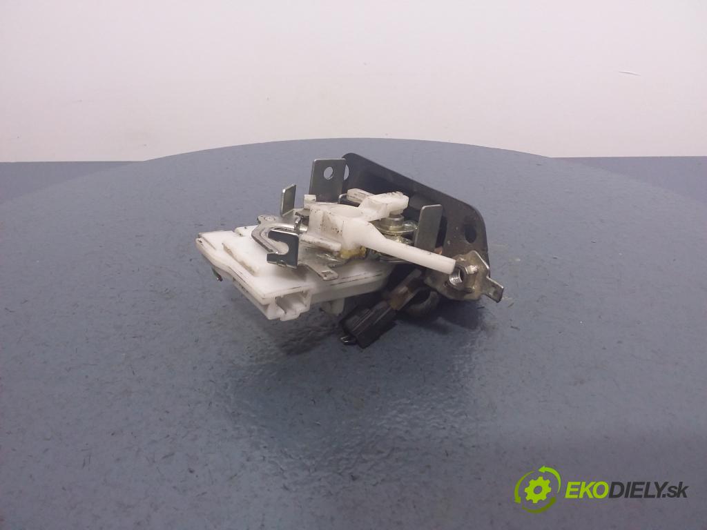 Subaru Legacy 2008 zámek Klapky: kufr 01