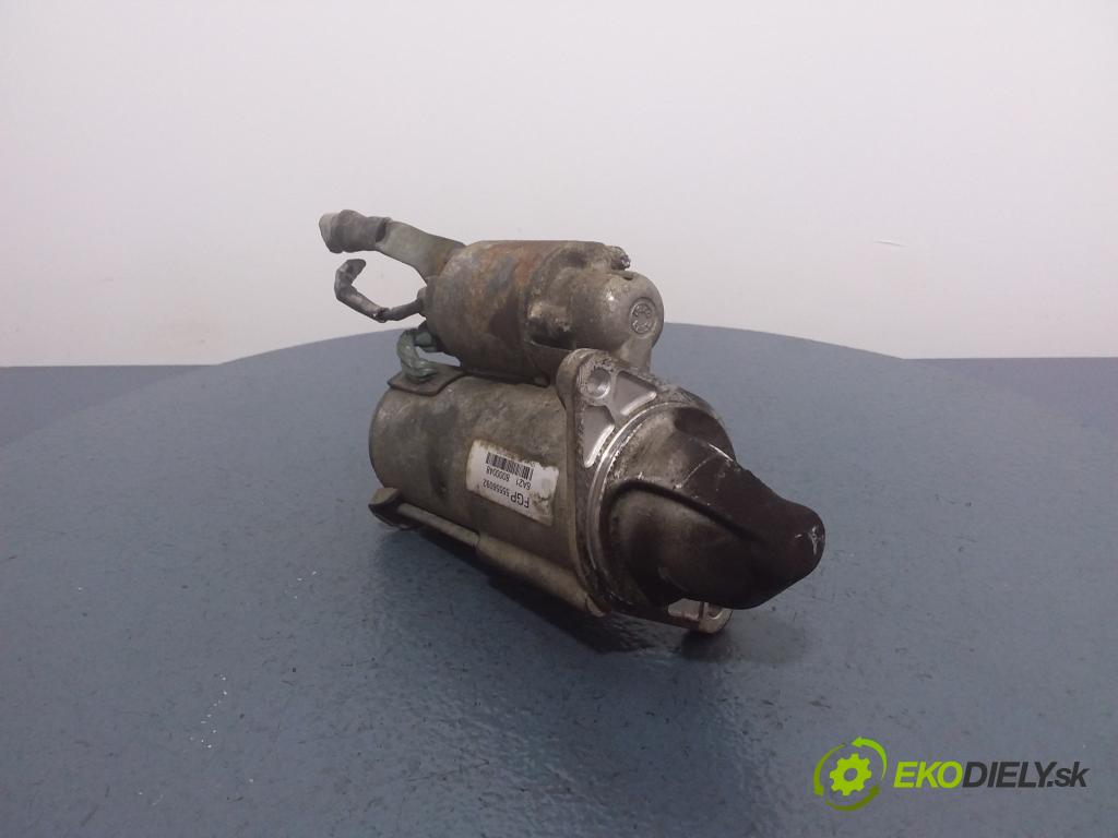 Opel Astra 2006 štartér 55556092