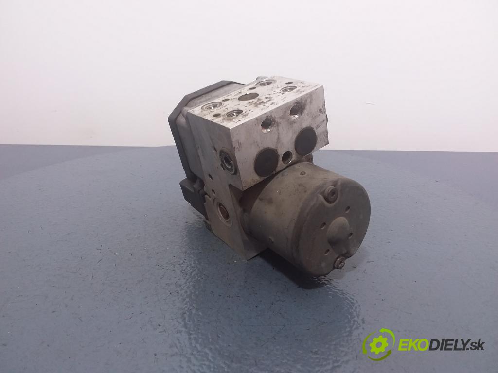Audi A6 2000 čerpadlo ABS x 3B0614111HL