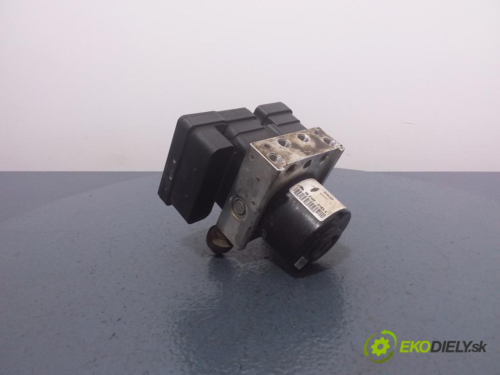 Suzuki Liana 2007 čerpadlo ABS x 06.2109-0199.3