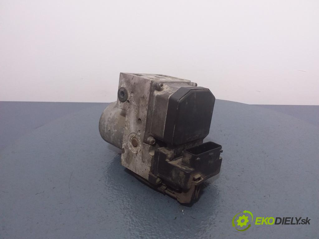 Volkswagen Passat 1998 čerpadlo ABS x 8E0614111B