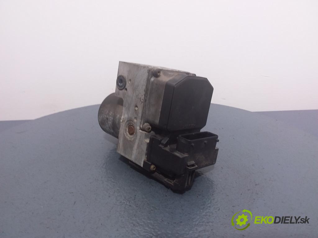 Volkswagen Passat 2001 čerpadlo ABS x 3B0614111HL