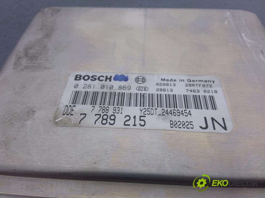 Opel Omega 2002 řídící jednotka Motor: 7789215