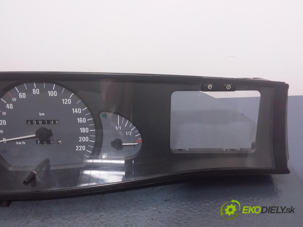 Opel Omega 2002 prístrojovka/ budíky 13109657BL
