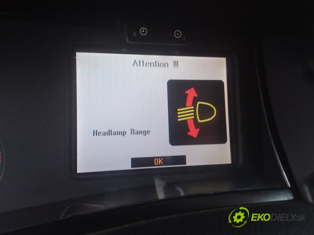 Opel Omega 2002 Radio I Navigácia: 24418953