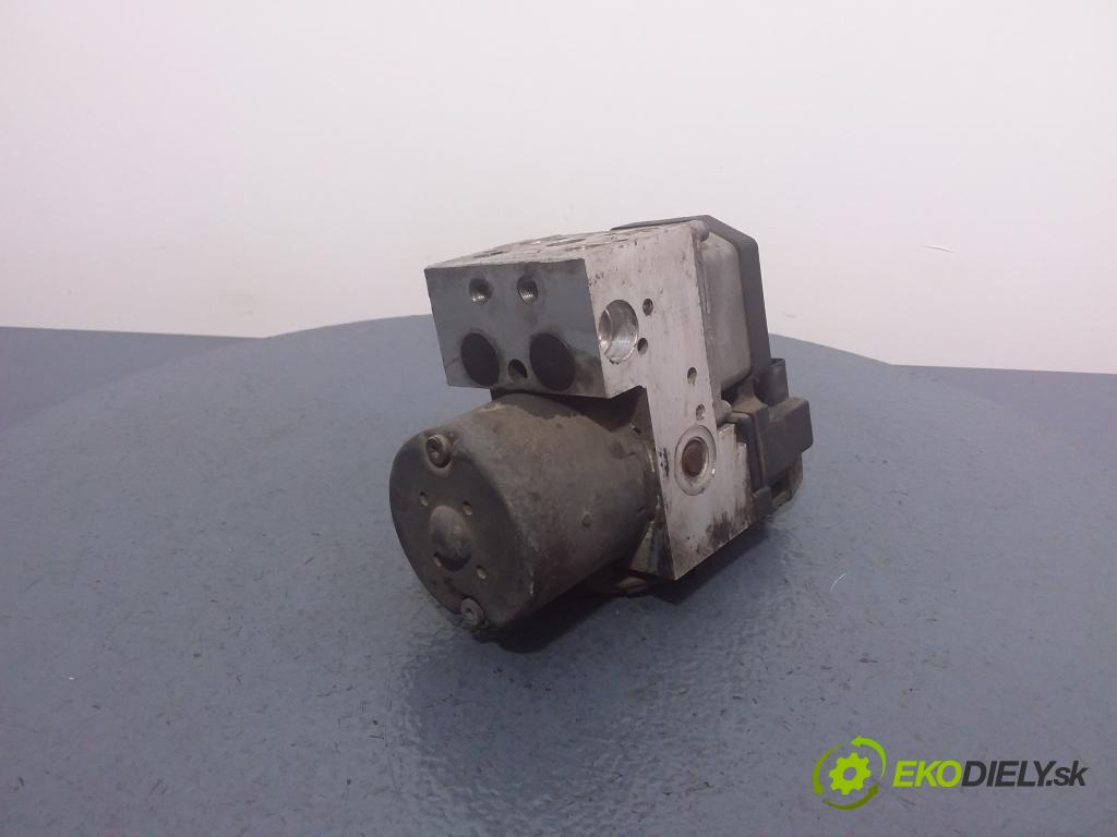 Audi A4 2000 čerpadlo ABS x 3B0614111 HL