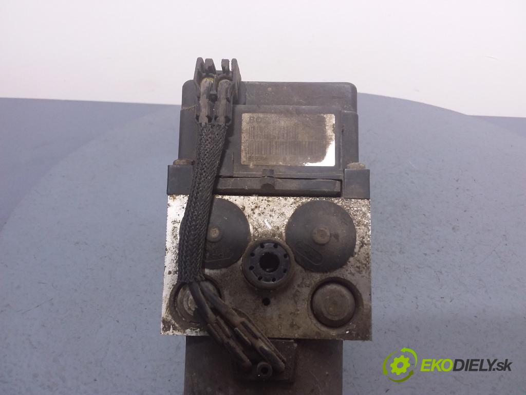 Audi A4 2000 čerpadlo ABS x 3B0614111 HL