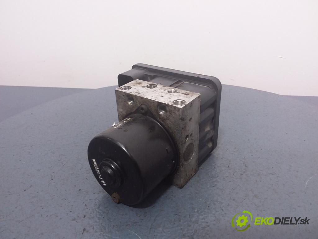 Volkswagen Polo 2004 čerpadlo ABS x 6Q0907379E