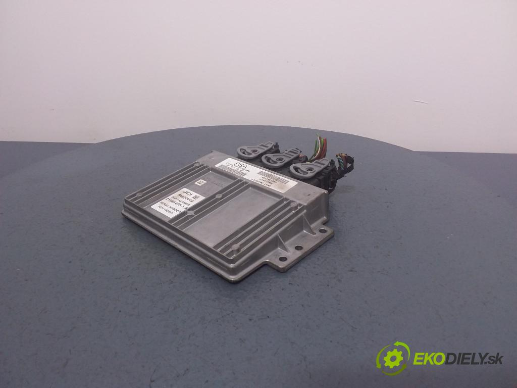 Citroen C5 2005 riadiaca jednotka Motor: 9655997380