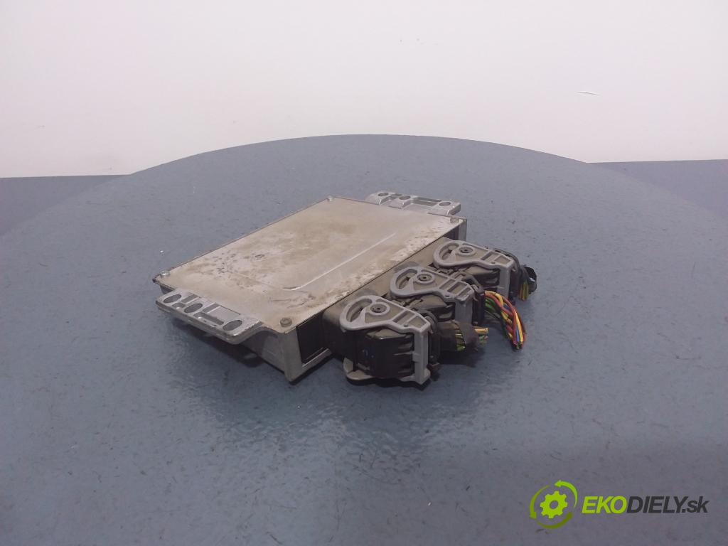 Citroen C5 2005 riadiaca jednotka Motor: 9655997380