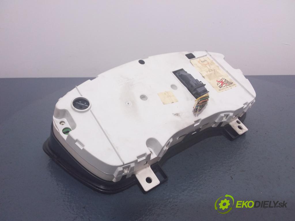 Ford Focus 2006 prístrojovka/ budíky 4M5T-10849-CM