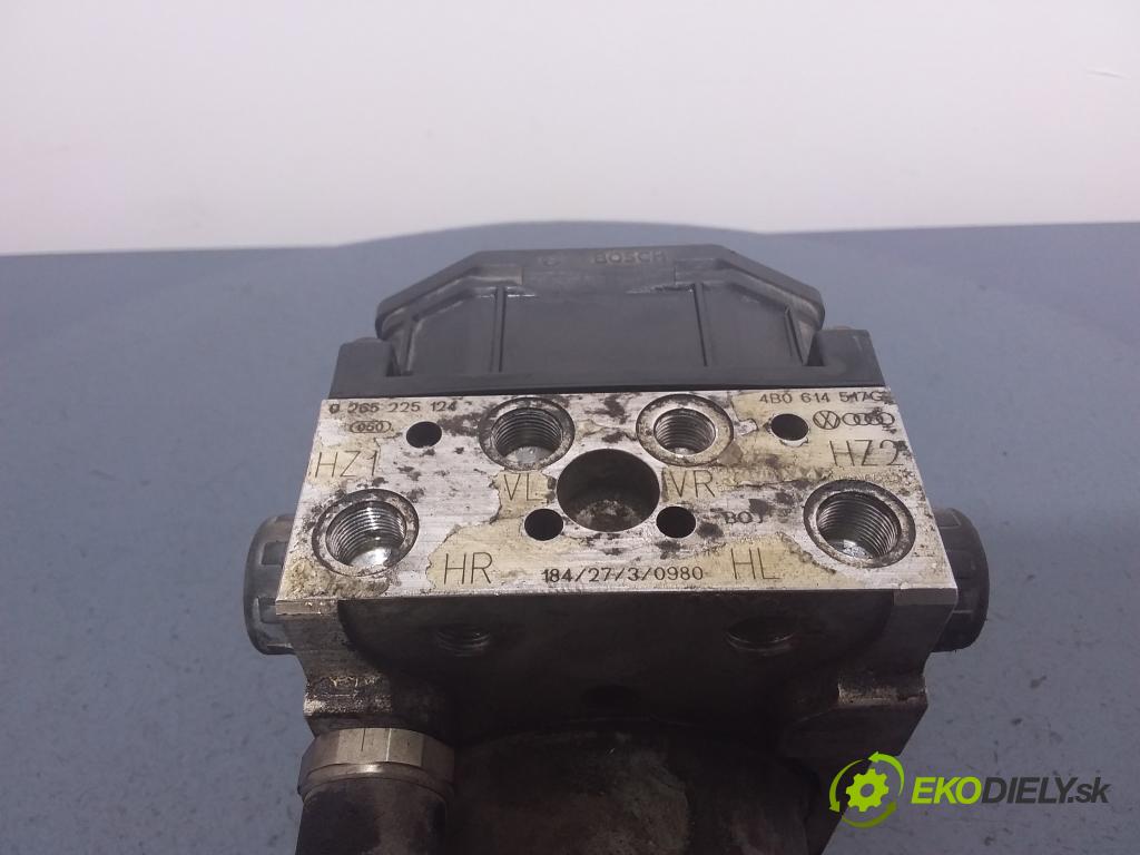 Volkswagen Passat 2001 čerpadlo ABS x 4B0614517G