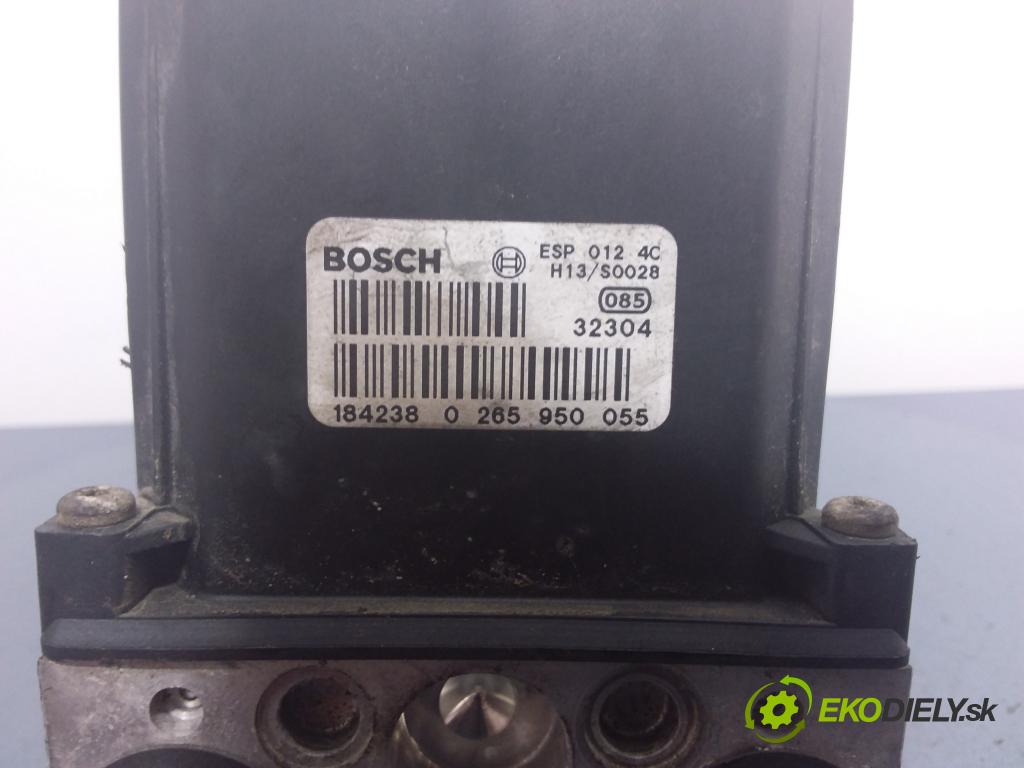 Volkswagen Passat 2001 čerpadlo ABS x 4B0614517G