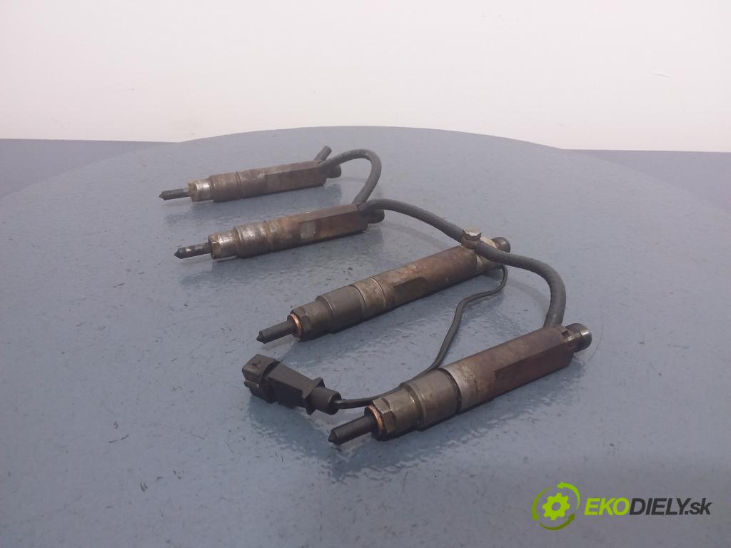 Volkswagen Passat 1999 vstřikovač 028130201J