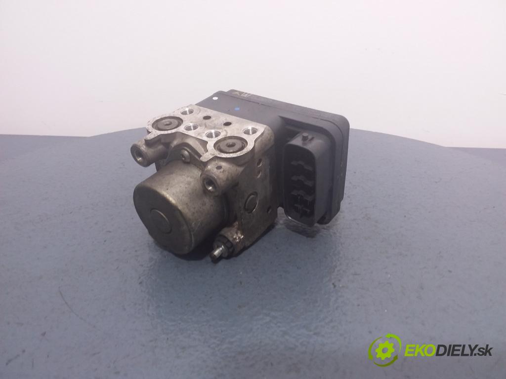 Toyota Yaris 2006 čerpadlo ABS x 44510-52460