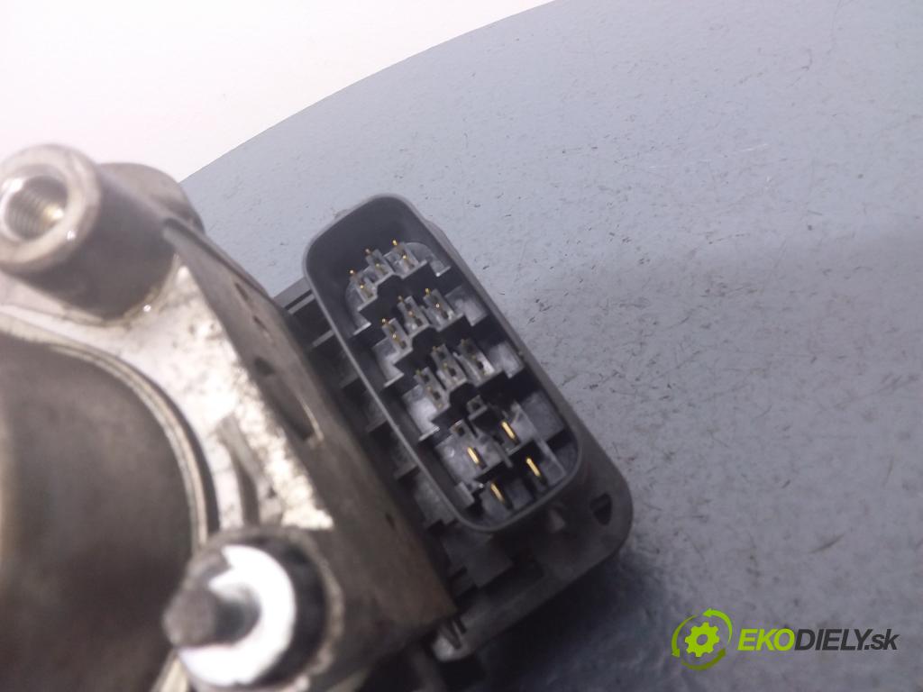 Toyota Yaris 2006 čerpadlo ABS x 44510-52460