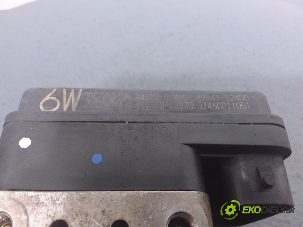 Toyota Yaris 2006 čerpadlo ABS x 44510-52460