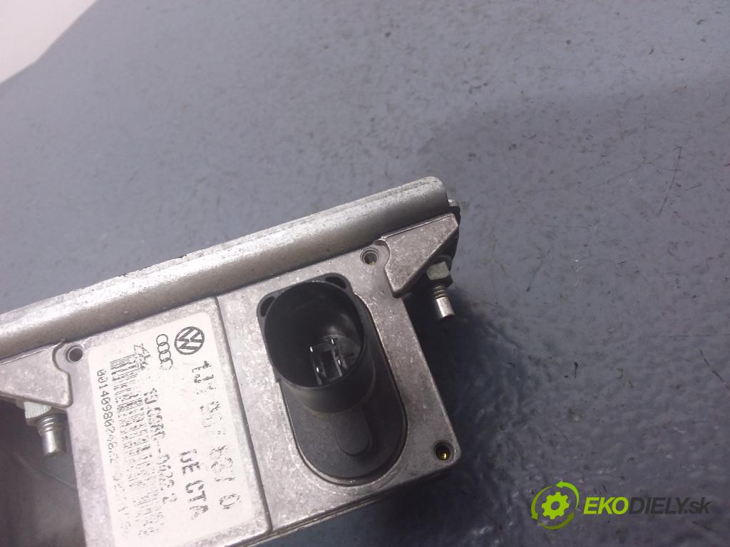 Volkswagen Golf 2002 snímač ESP. 1J0907655A
