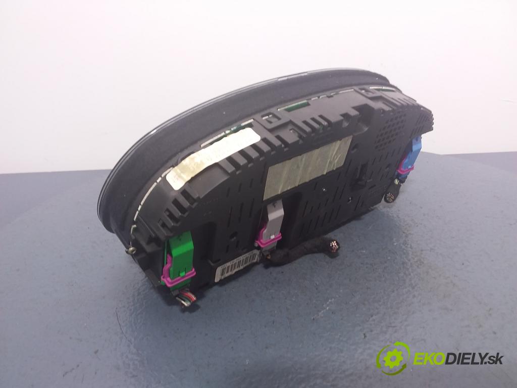 Audi A3 2001 Přístrojová deska 8L0920932G