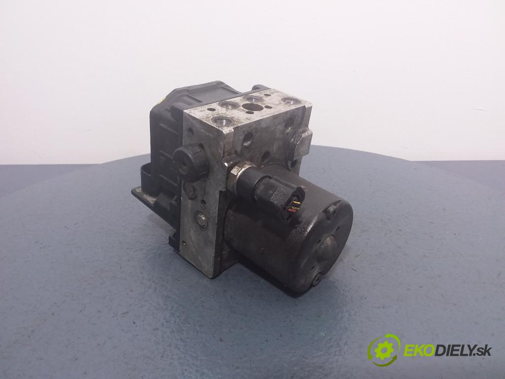 Audi A6 2004 čerpadlo ABS x 4B0614517G