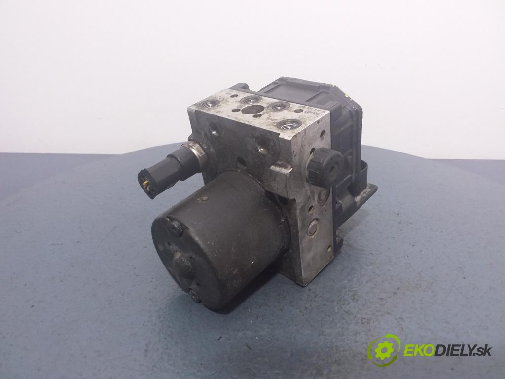 Audi A6 2004 čerpadlo ABS x 4B0614517G