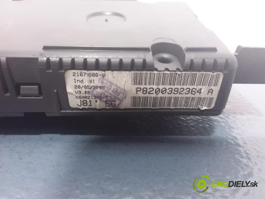 Renault Espace 2005 Přístrojová deska P8200392364A