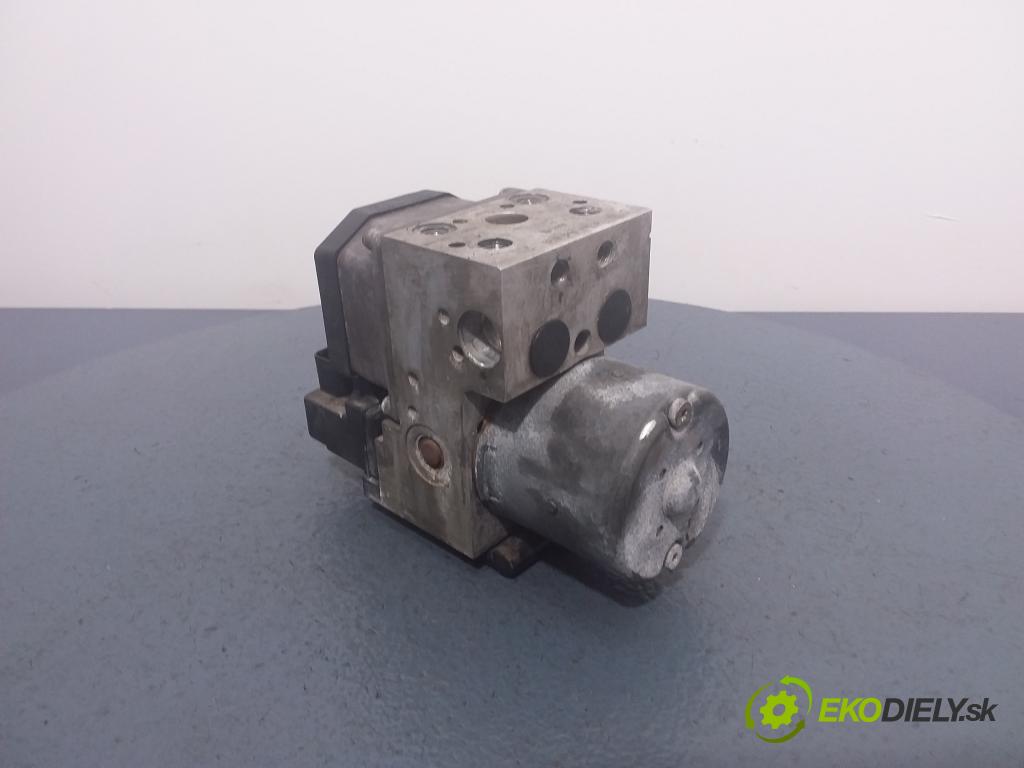 Vw Passat 0 čerpadlo ABS x 8E0614111B