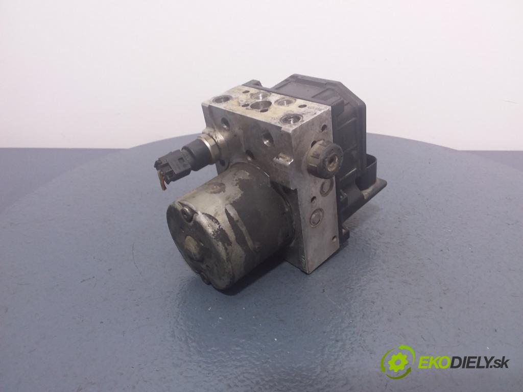 Vw Passat 0 čerpadlo ABS x 8E0614111B