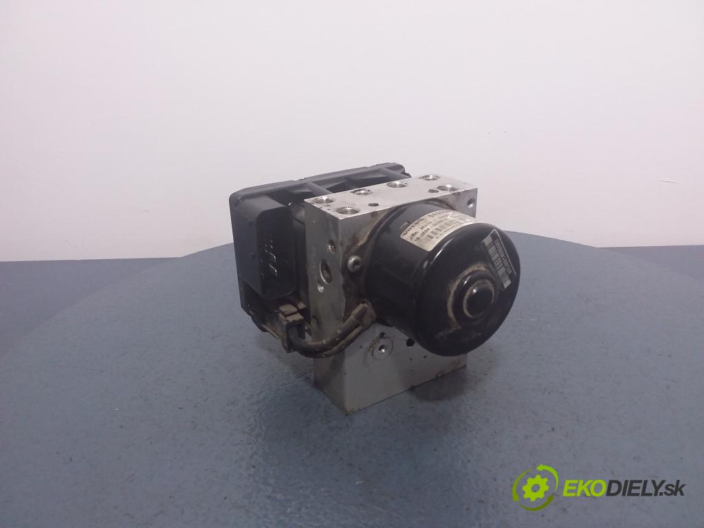 Volvo V70 2000 čerpadlo ABS x 8619538