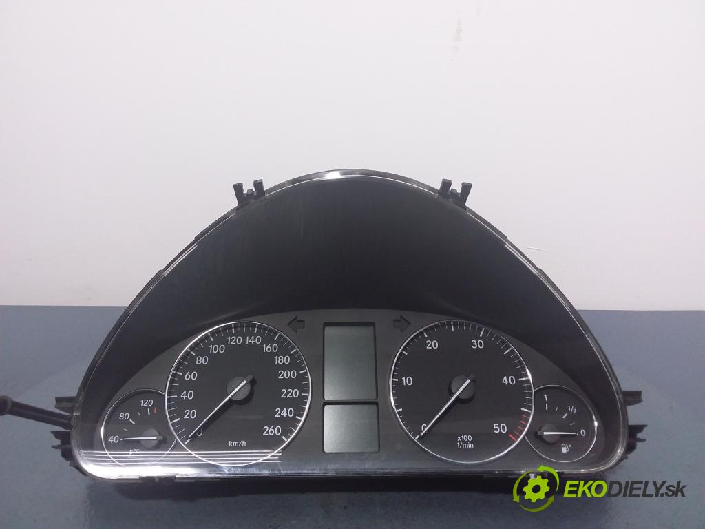 Mercedes-benz C 220 2005 Přístrojová deska 2035409547