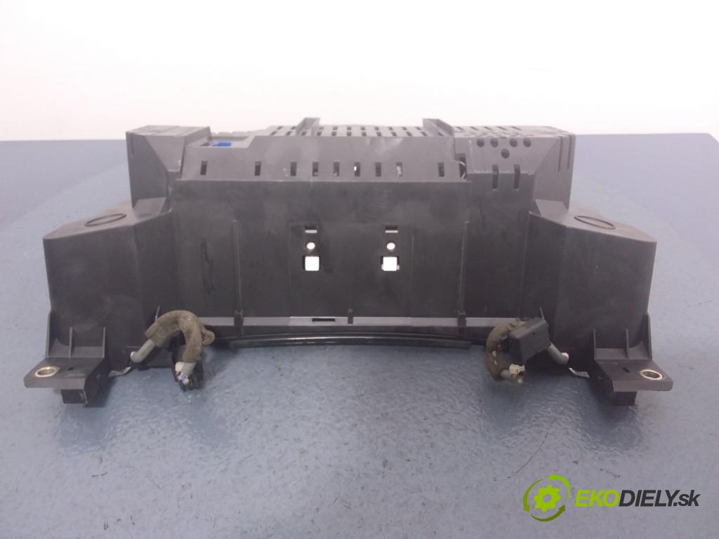 Audi A8 2003 Přístrojová deska 4E0920900E