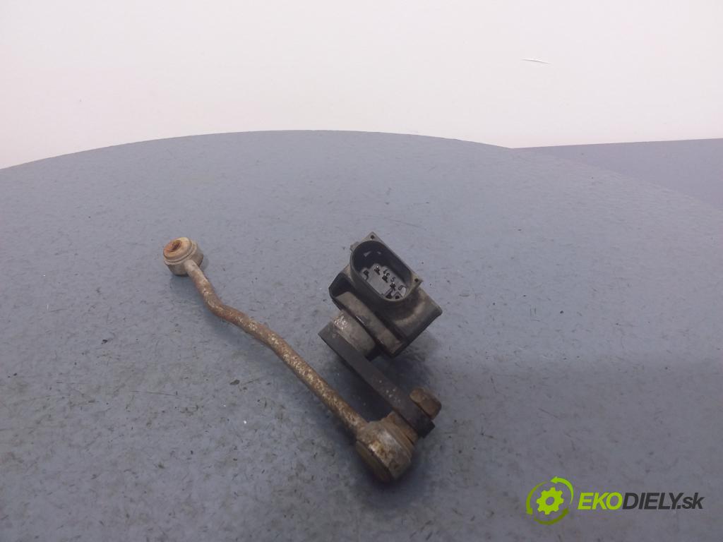 Audi A8 2003 snímač 4E0941286F