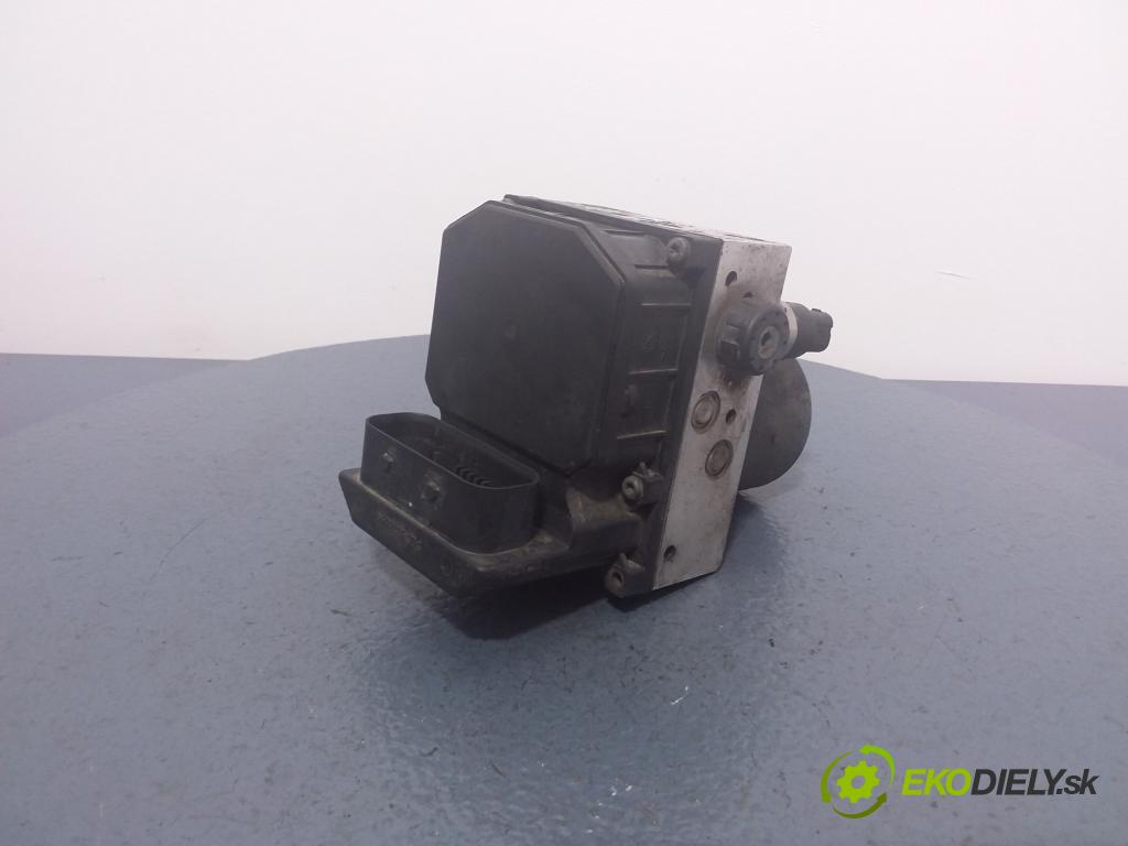 Volkswagen Passat 1.9 tdi 2004 čerpadlo ABS x 4B0614517H