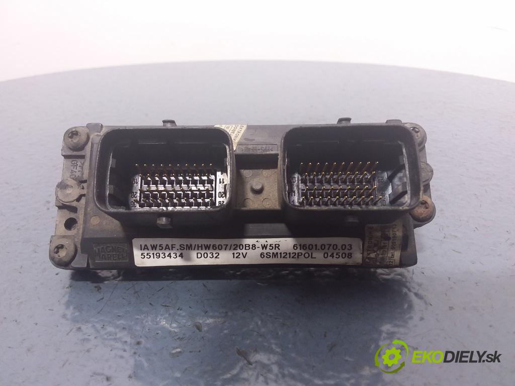 Fiat Panda 2003 řídící jednotka Motor: 55193434
