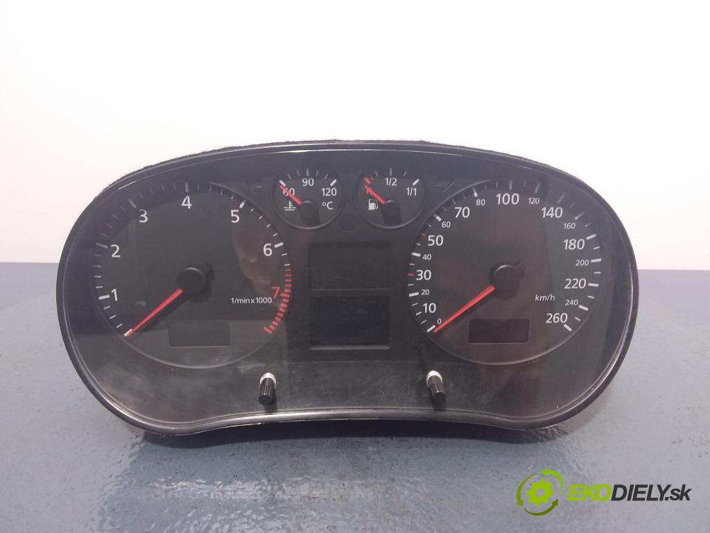 Audi A3 2000 Přístrojová deska 8L0920900A