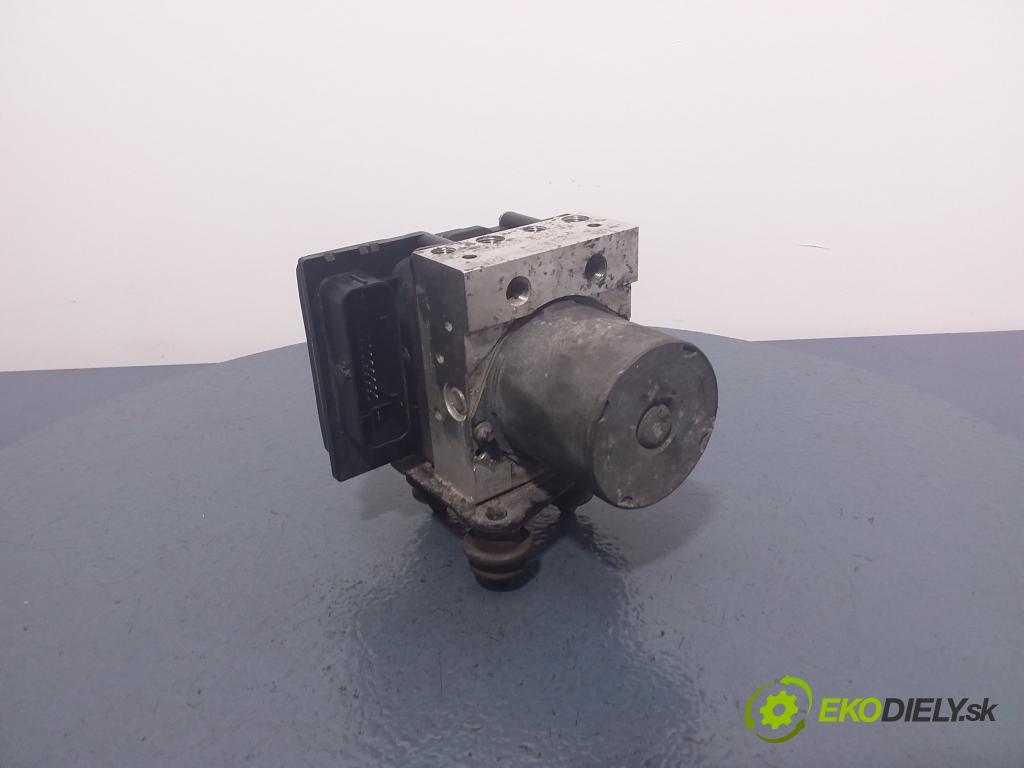 Audi A4 2008 čerpadlo ABS x 8K0907379AA