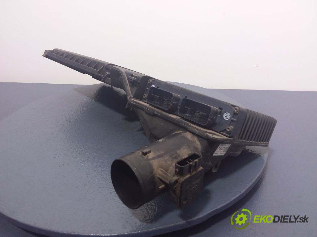 Mazda 3 2005 riadiaca jednotka Motor: 100140-7041