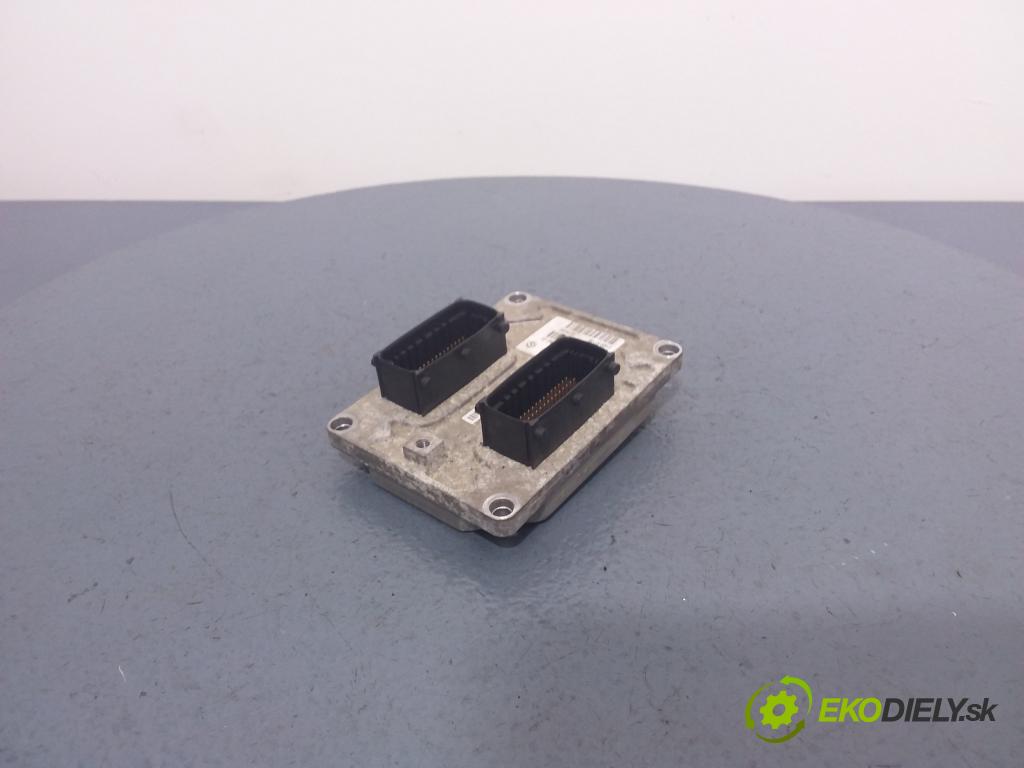 Fiat Stilo 2002 riadiaca jednotka Motor: 55180283