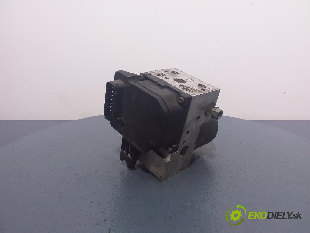 Audi A4 2001 čerpadlo ABS x 8E0614111T